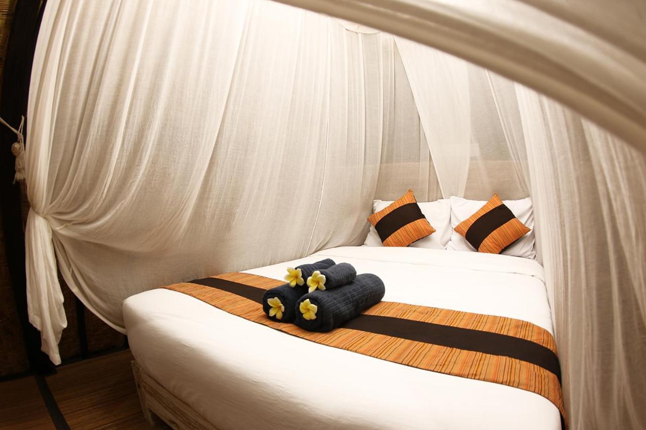 Promo! Private Vacation Rentals Villa, 2 Pools,4 Bedrooms,4 Bathrooms, Bali Seminyak Eksteriør billede