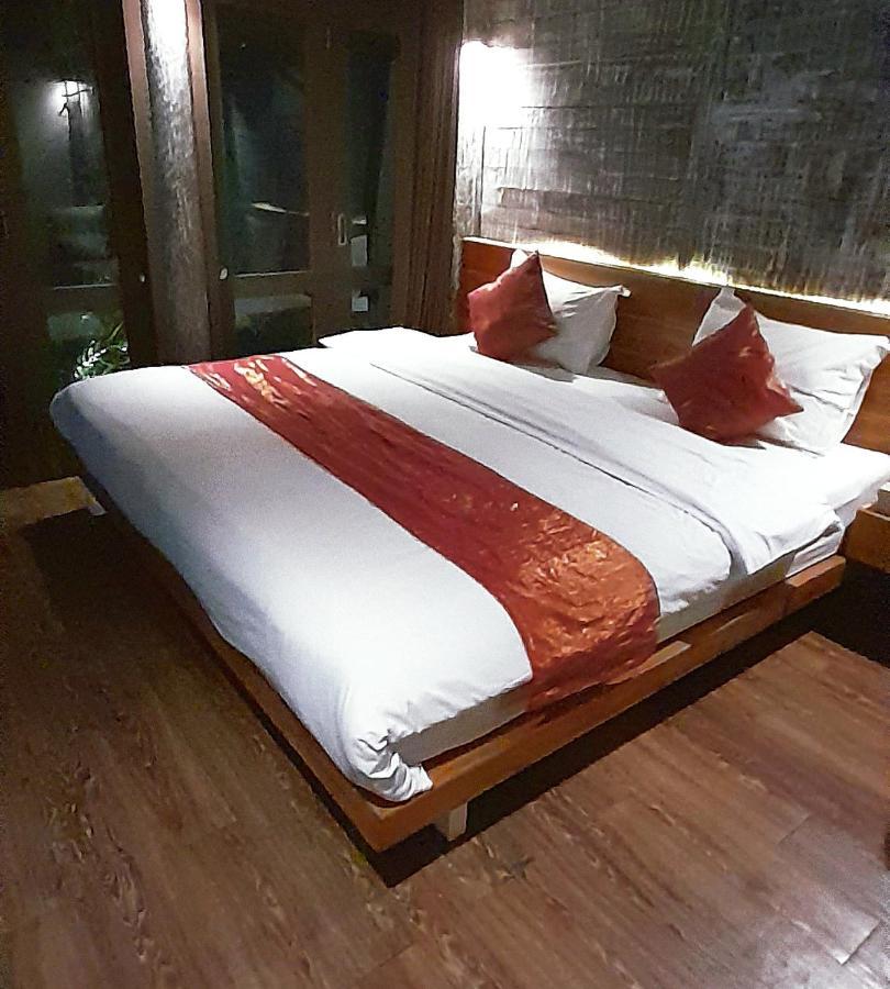 Promo! Private Vacation Rentals Villa, 2 Pools,4 Bedrooms,4 Bathrooms, Bali Seminyak Eksteriør billede