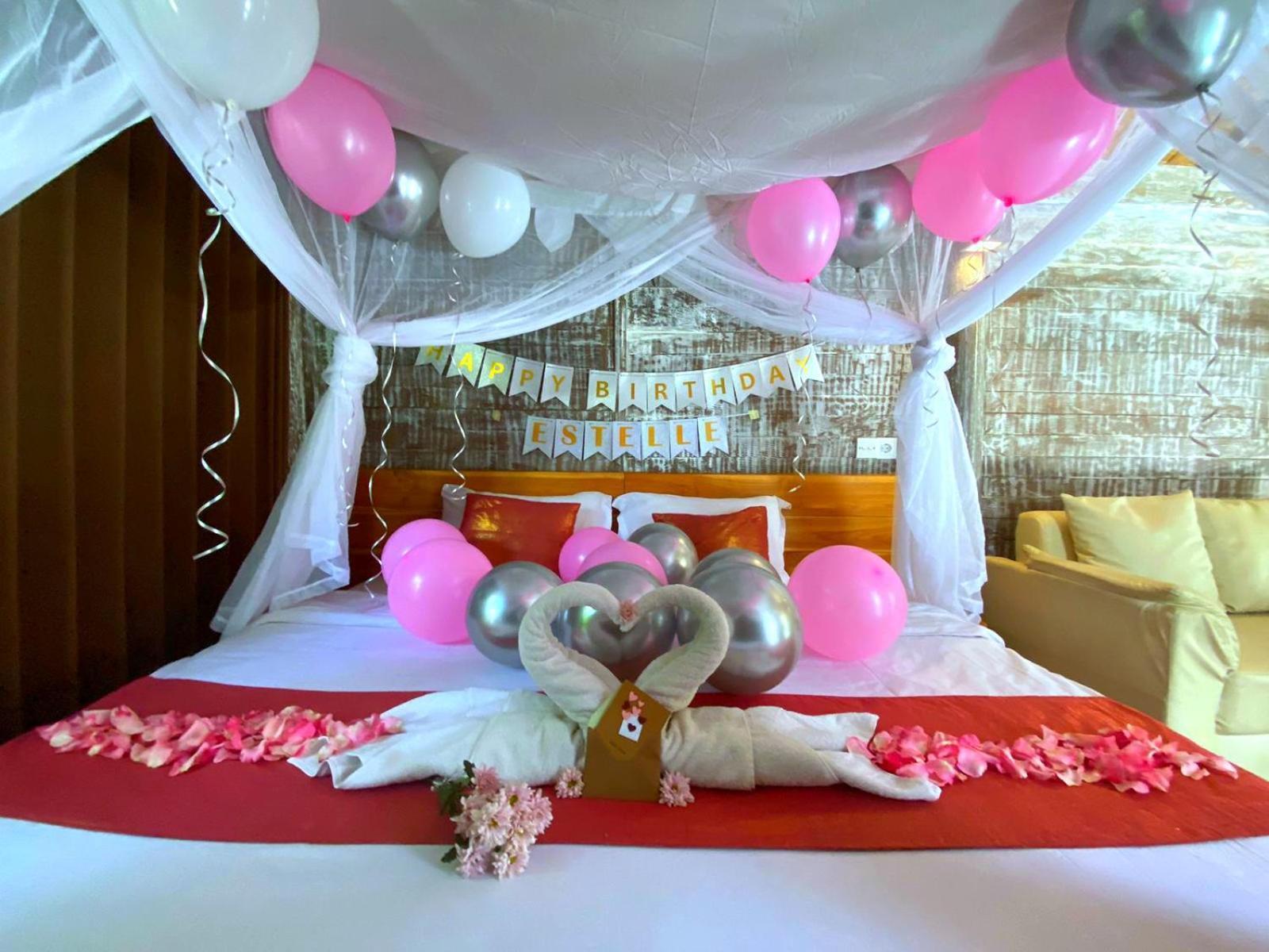 Promo! Private Vacation Rentals Villa, 2 Pools,4 Bedrooms,4 Bathrooms, Bali Seminyak Eksteriør billede
