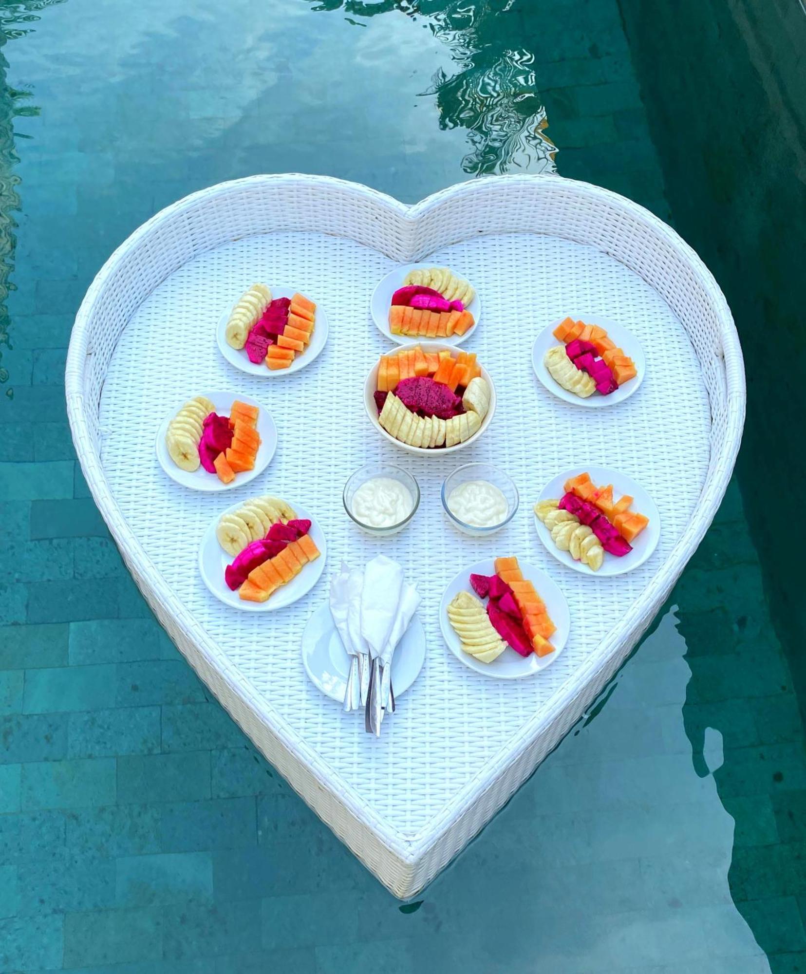 Promo! Private Vacation Rentals Villa, 2 Pools,4 Bedrooms,4 Bathrooms, Bali Seminyak Eksteriør billede
